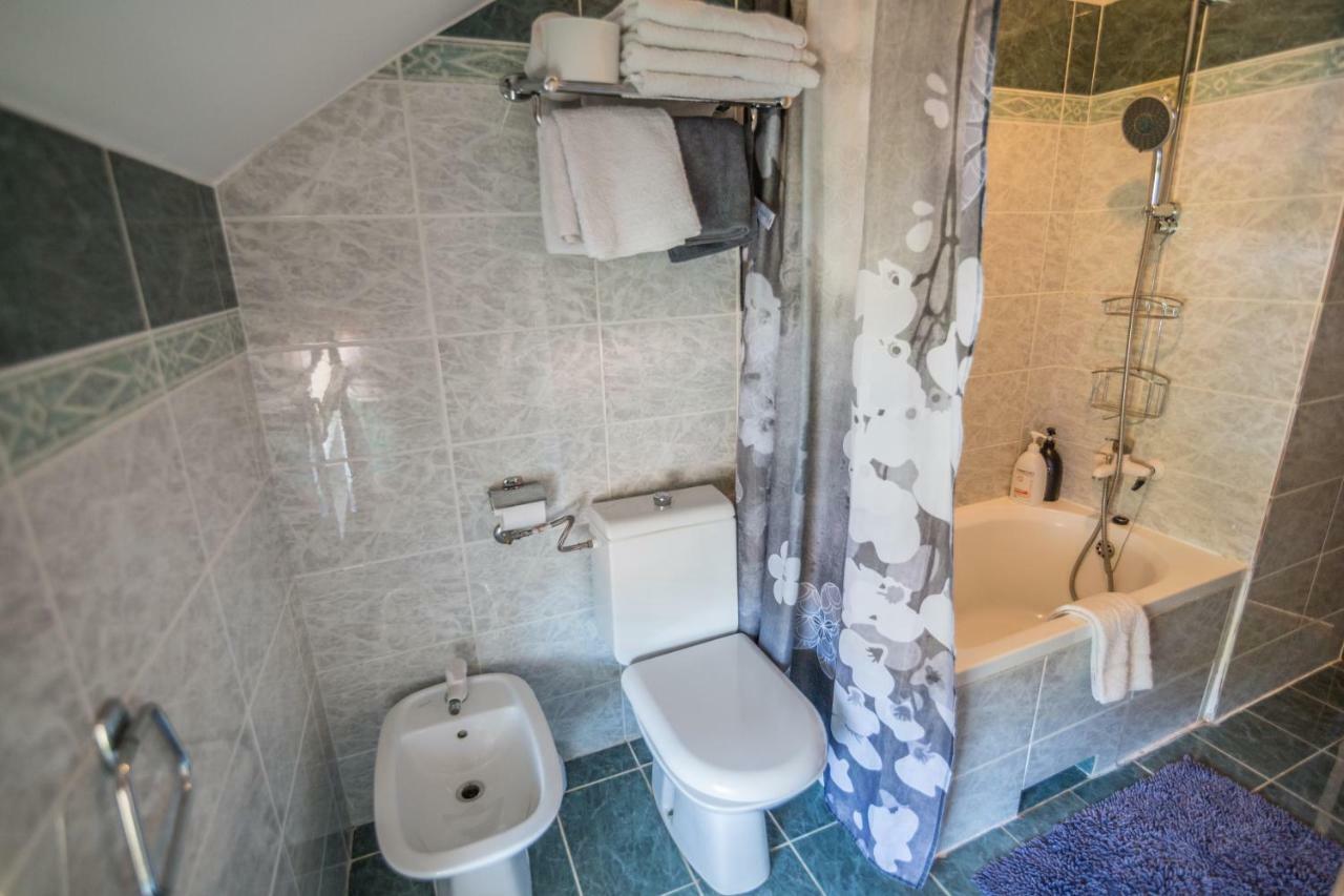 אופטיה Penthouse And Piano Nobile Prkg Wifi Garden Near Beach Away From Roads מראה חיצוני תמונה