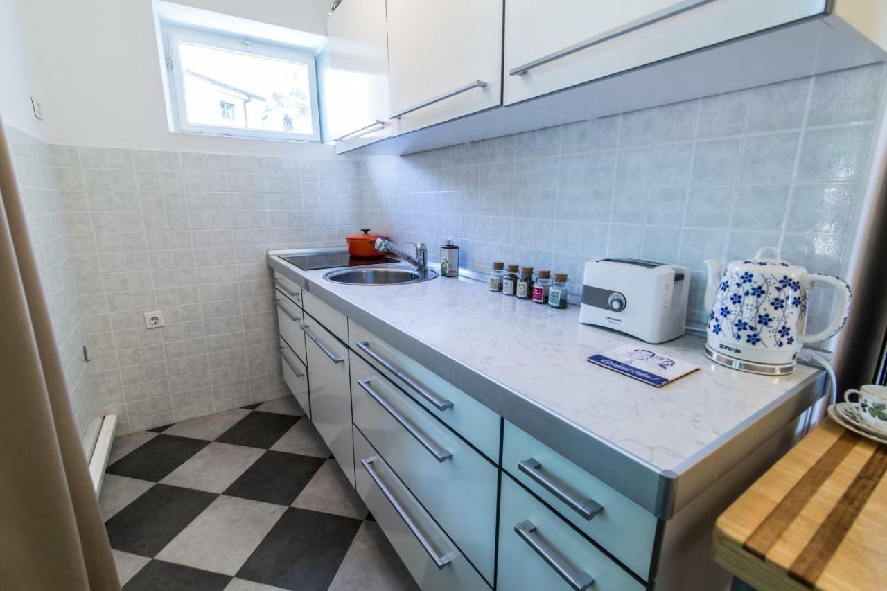 אופטיה Penthouse And Piano Nobile Prkg Wifi Garden Near Beach Away From Roads מראה חיצוני תמונה