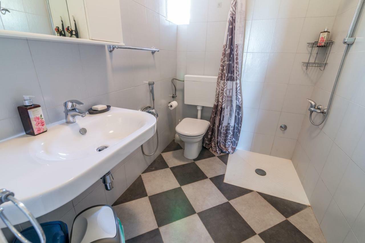 אופטיה Penthouse And Piano Nobile Prkg Wifi Garden Near Beach Away From Roads מראה חיצוני תמונה